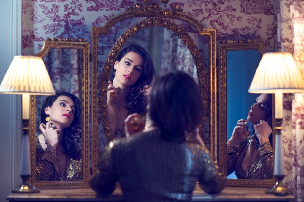 Photo dreaming mirrors