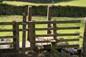 Photo restore traditional gate or fence without compromising aesthetics